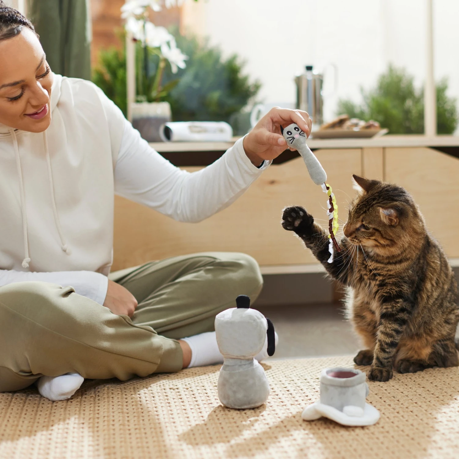 Frisco Brunch Coffee Set Plush Cat Toy With Catnip 3 Frisco Brunch Coffee Set Plush Cat Toy With Catnip - Image 3