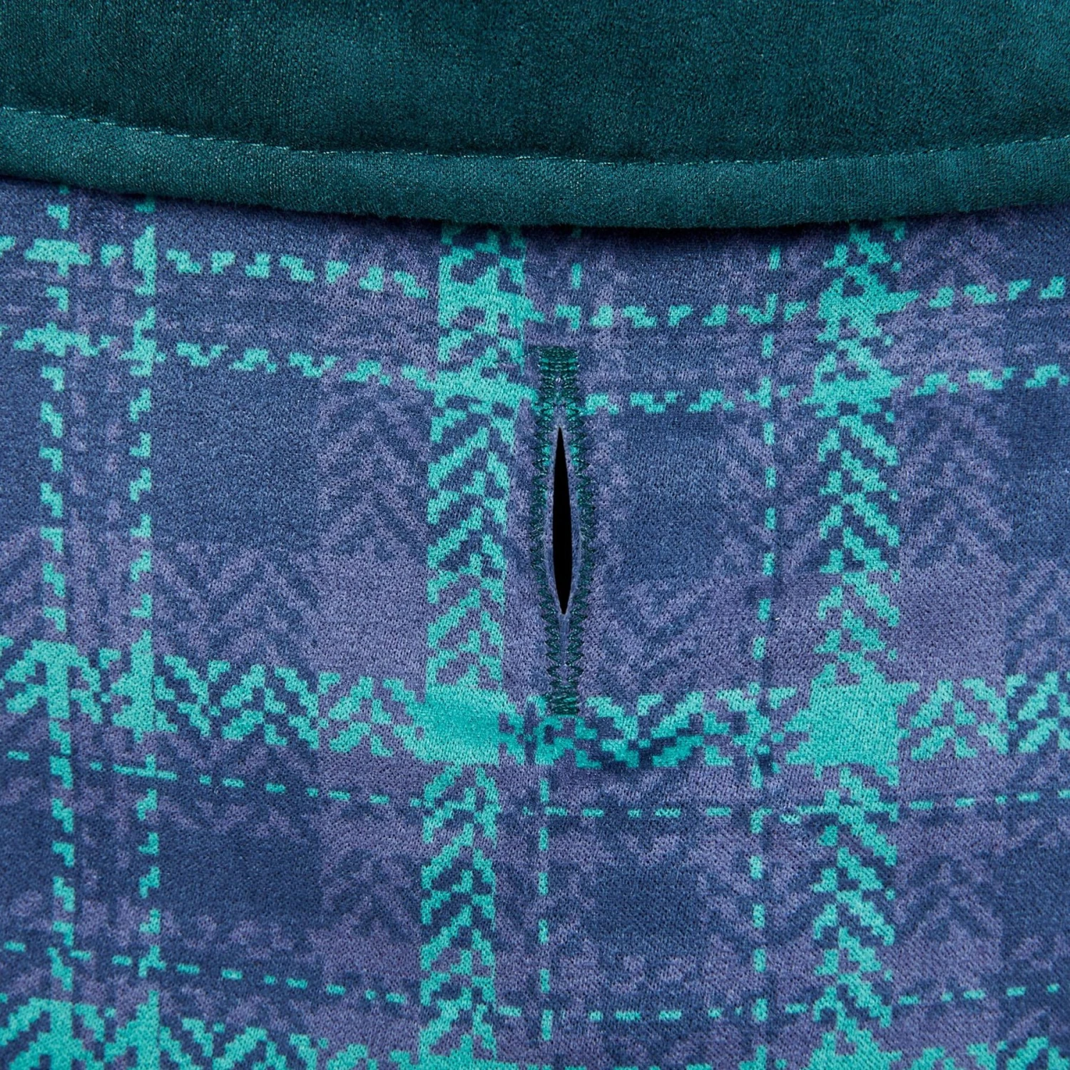 Frisco Mediumweight Reversible Dog & Cat Coat 6 Frisco Mediumweight Reversible Dog & Cat Coat - Image 6