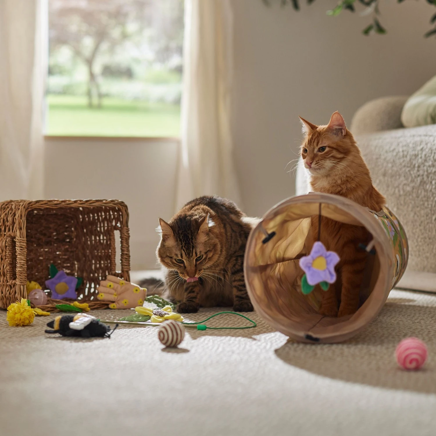 Frisco Spring Plush, Teaser, Ball & Tunnel Variety Pack Cat Toy With Catnip, 10 Count 4 Frisco Spring Plush, Teaser, Ball & Tunnel Variety Pack Cat Toy With Catnip, 10 Count - Image 4